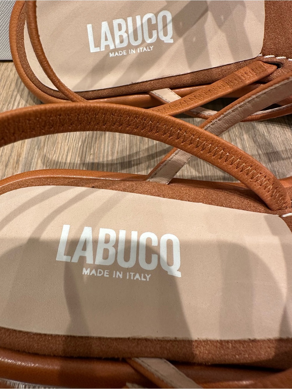 NWT Labucq Ida Sandal in Tan - Picture 11 of 13
